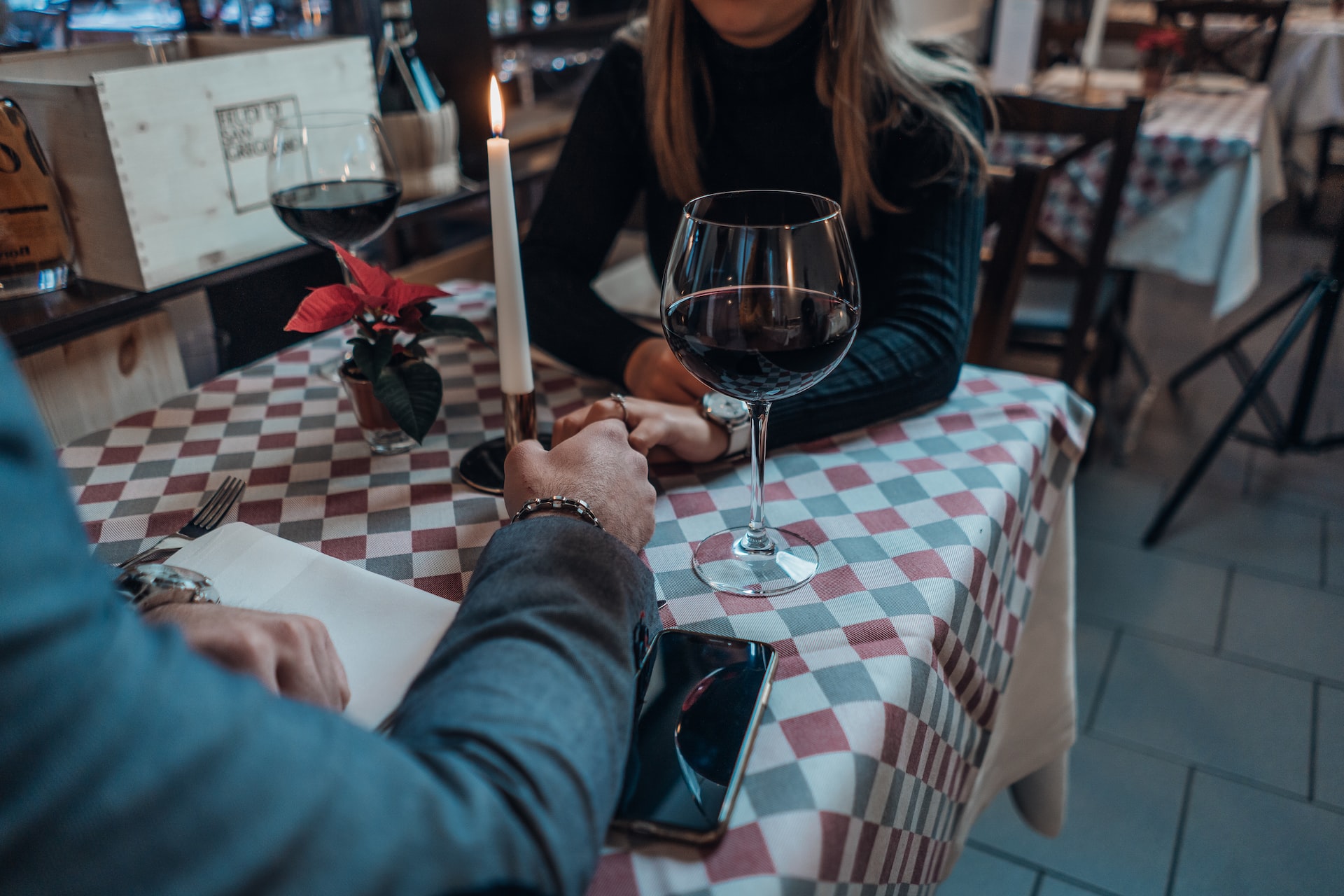 CENA IN CANTINA A LUME DI CANDELA