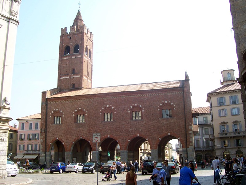 MONZA IL DUOMO E LA VILLA REALE