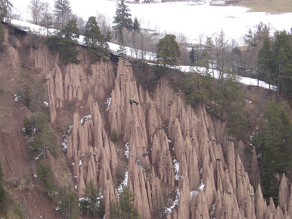 BOLZANO E PIRAMIDI RENON